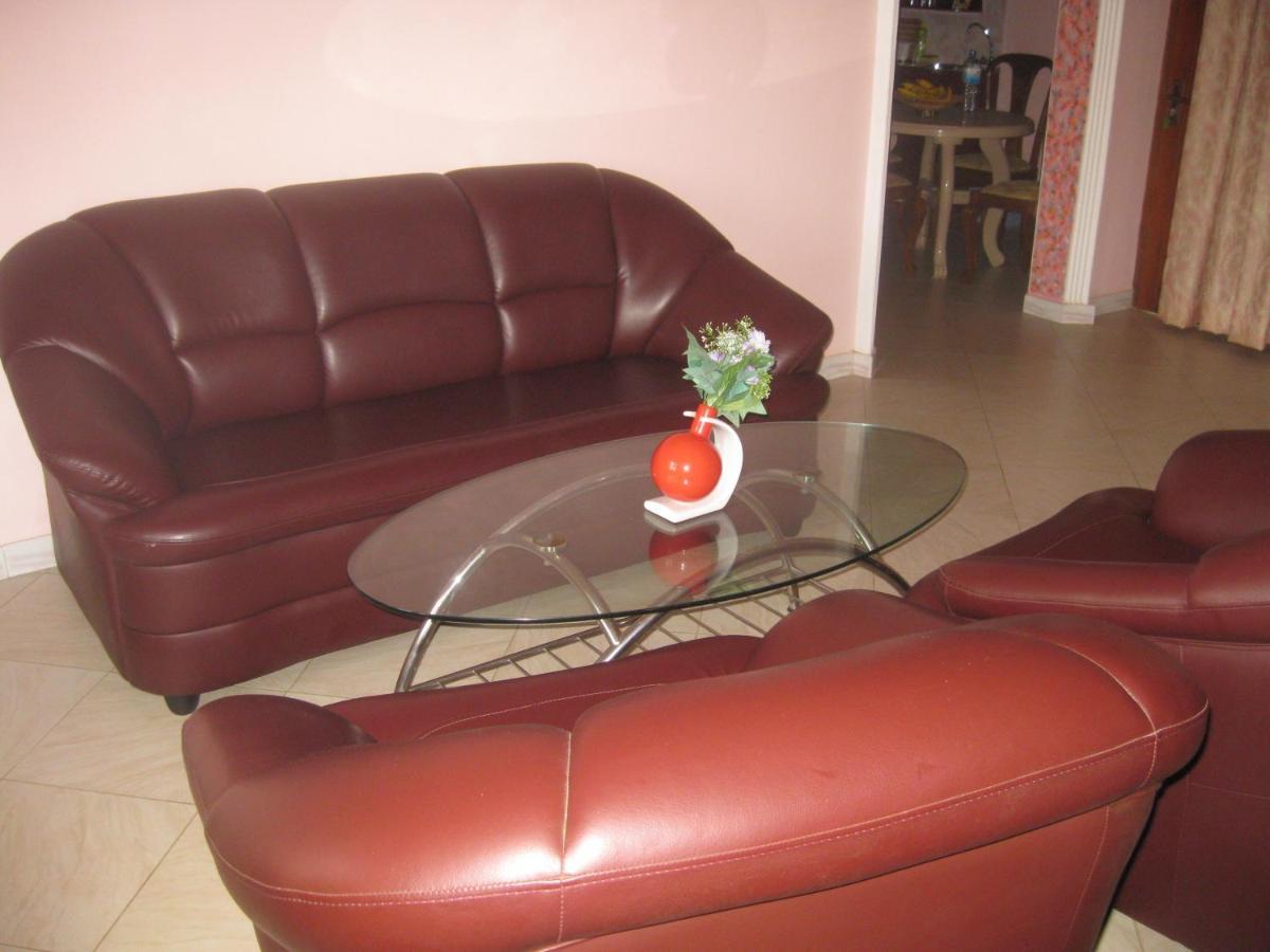 דיקוולה Mount House Hotel Apartment מראה חיצוני תמונה