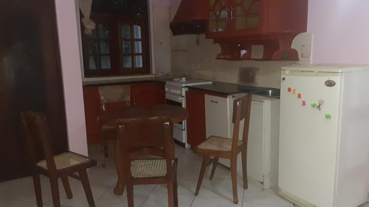 דיקוולה Mount House Hotel Apartment מראה חיצוני תמונה
